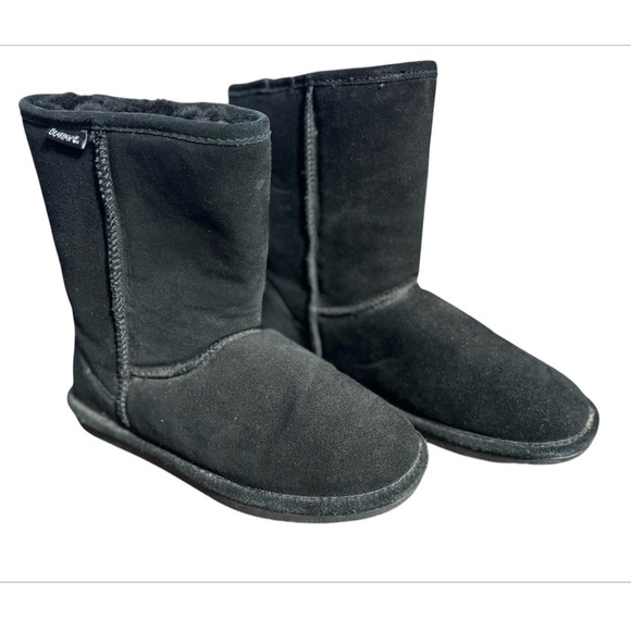 Bearpaw Black Boots - Picture 3 of 6